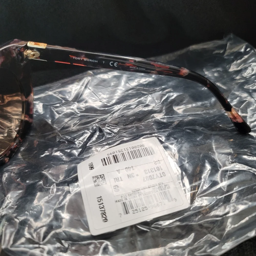 NWT Tory Burch Stunning Pearl Tortoise TY7097 Sunnies Sunglasses - Picture 6 of 7